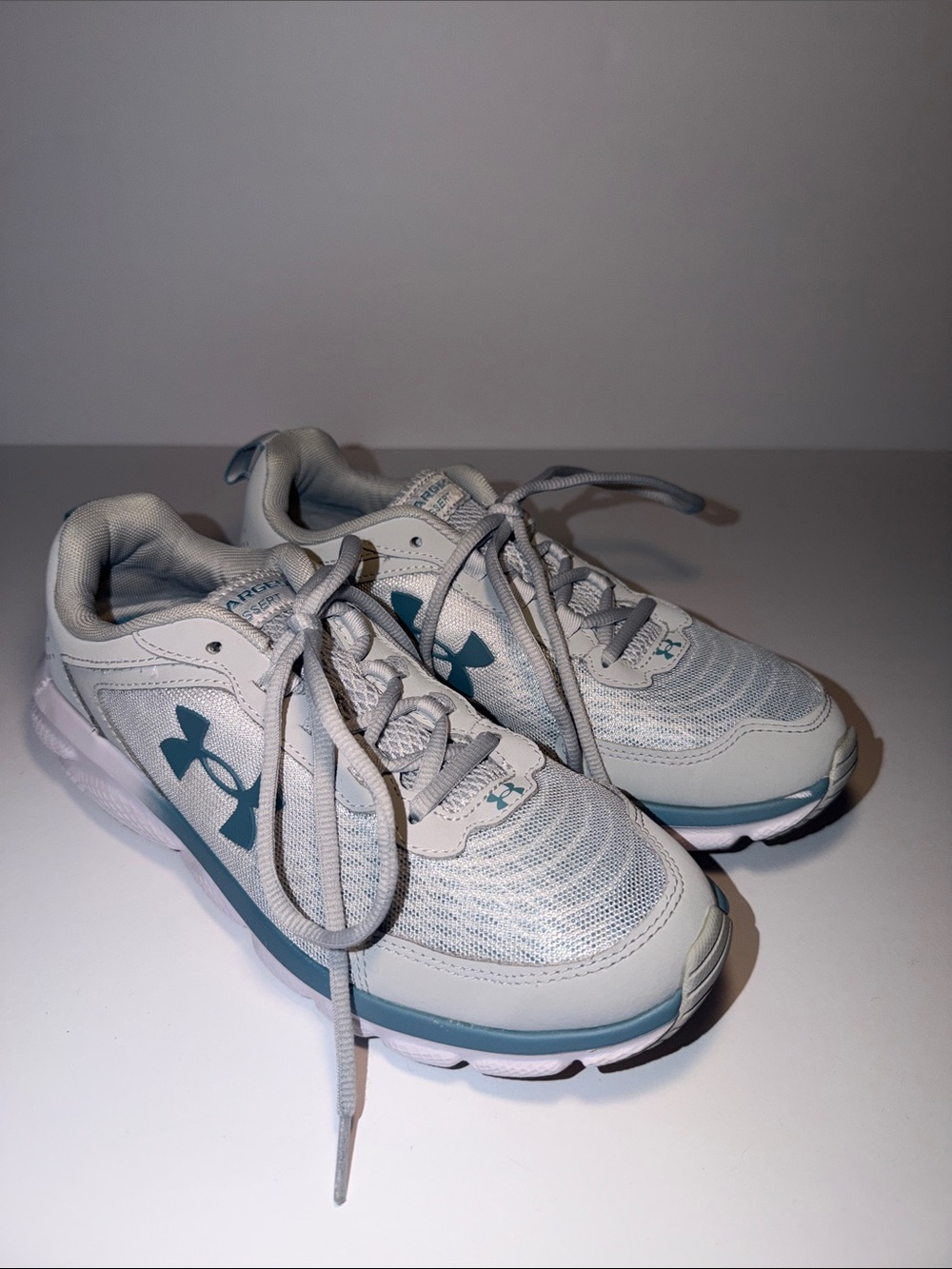 Under Armour Women’s Light Gray and Teal Lace-Up Sneakers